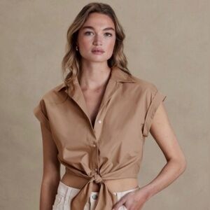 Banana Republic Factory Tan Safari cropped tie waist button down - XS